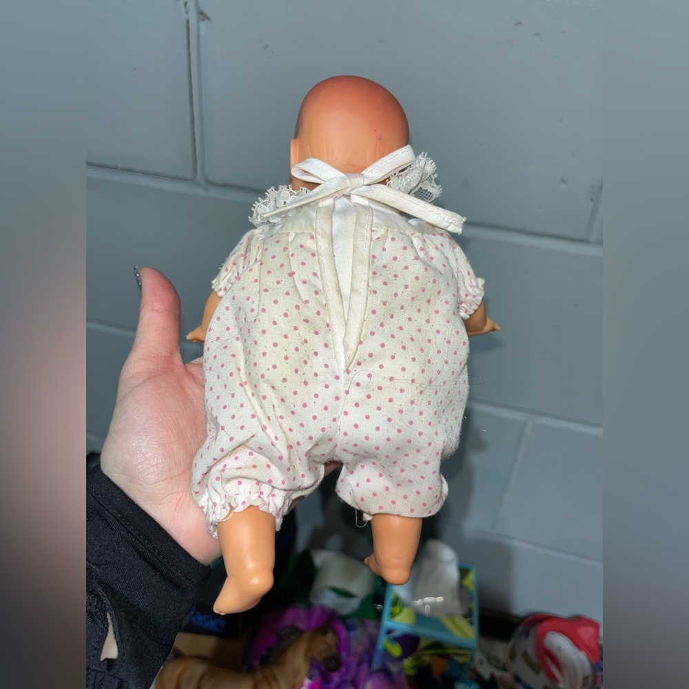 VINTAGE DOLL - Picture 3 of 5